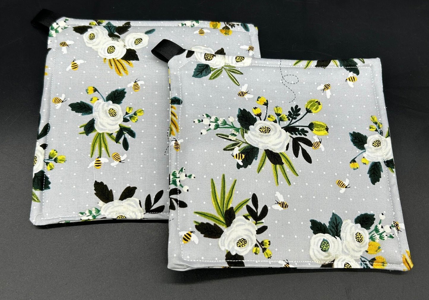 Bee Floral Potholder Set: Kitchen Hot Pads, Bee Decor