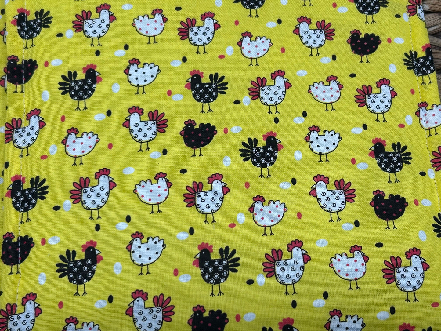 Chicken Print Kitchen Potholder Set: Cotton Chicken Decor